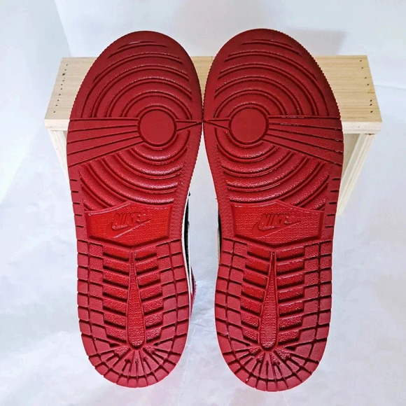 Jordan 1 Mid PS Black Red Bred Size 2.5Y (22cm) - Picture 8 of 8